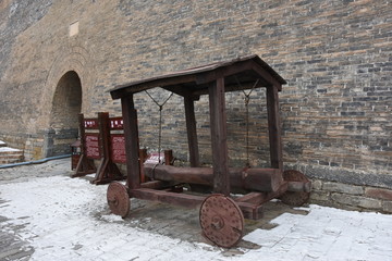沖撞車 攻城