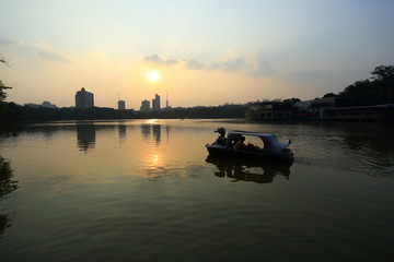 广州 麓湖公园 夕阳