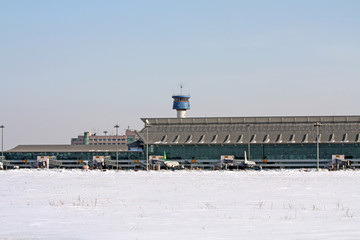 雪地 沈阳机场 二号航站楼