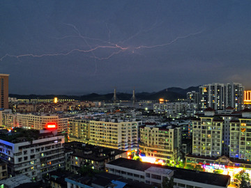 肇庆城市晚霞夜景