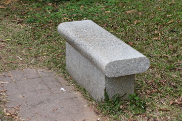 石凳