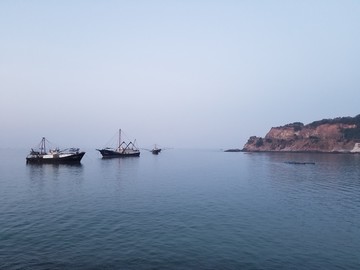 早晨 朝阳 渔港 海滨 朝霞