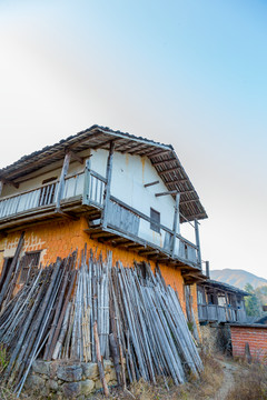 东水山村