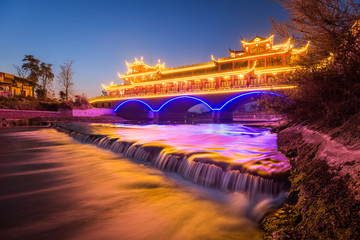 成都三道堰古镇鹊桥夜景