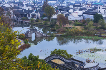 呈坎八卦村晨景