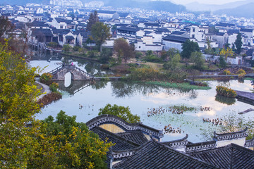 呈坎八卦村晨景