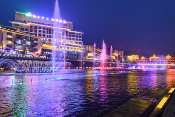 恩施 宣恩 珠山镇 夜景 喷泉