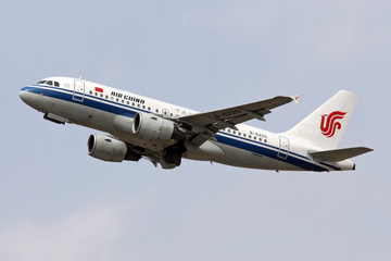 飞机起飞 民航 中国国际航空
