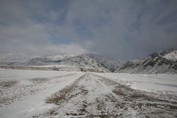 新疆 雪山