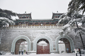 玄武门雪景