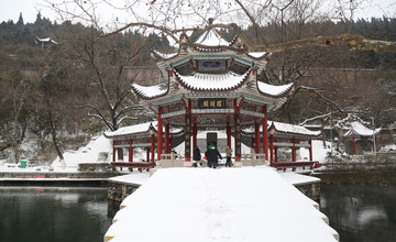雪景 廊桥