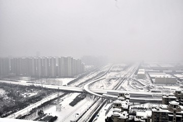 城市雪景 俯拍 白天