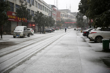 城市雪景