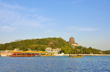 秋日湖景