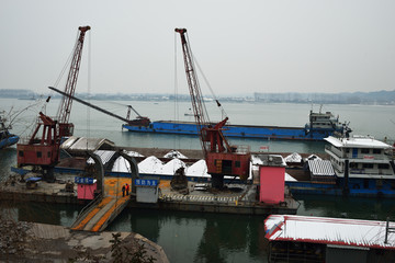 港口 码头