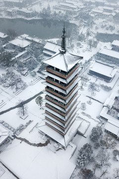 航拍大明寺栖灵塔