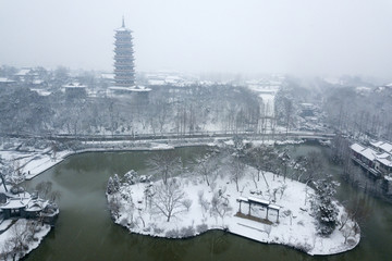 航拍大明寺栖灵塔