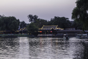 什剎海湖面