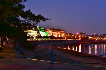 青岛 夜景 栈桥附近