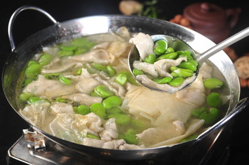 豆米腐皮捶肉锅