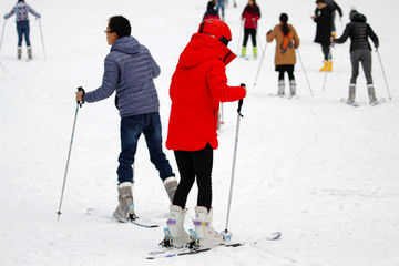 滑雪的女人