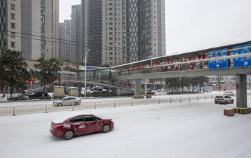 雪中街道