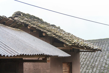 老房子 屋顶