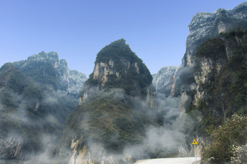 雪山 山峰 云雾