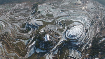 田中田雪景