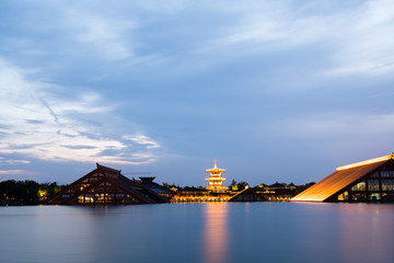 广富林夜景