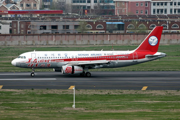 飞机 四川航空 大连机场