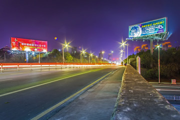 马路 交通 车流 灯光