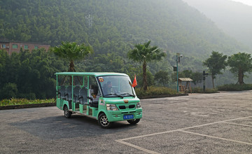 贵州赤水四洞沟 游客观光车