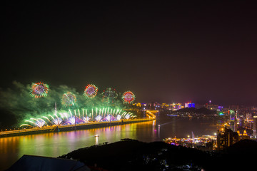 大连春节跨年烟花火晚会