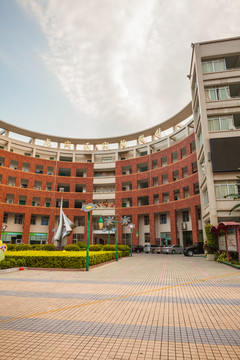 深圳龙岗区实验学校