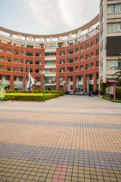 深圳龙岗区实验学校