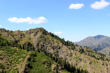 天山大峡谷