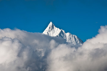 梅里雪山卡瓦格博雪山