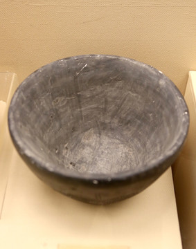 新石器时代稻穗纹陶碗
