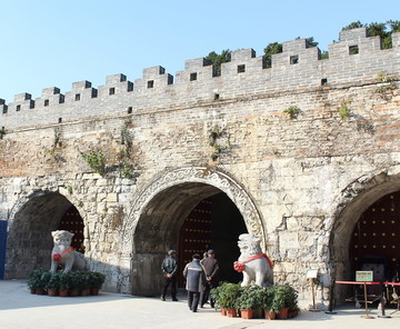 历史拱形墙