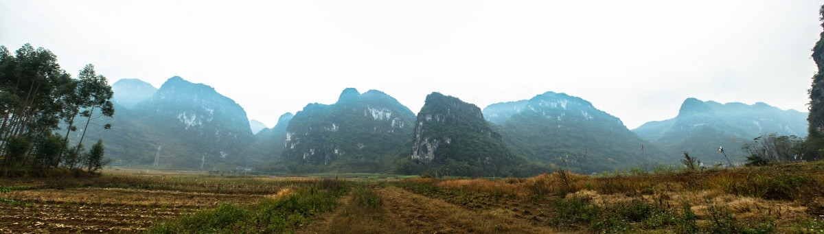 远山 雾 阴雨天