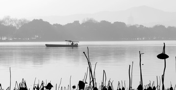 水墨西湖