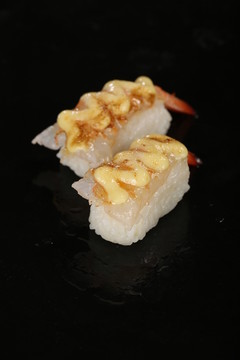 火焰玻璃虾寿司