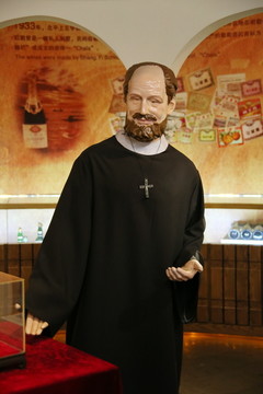 欧洲牧牧师传教教士雕像