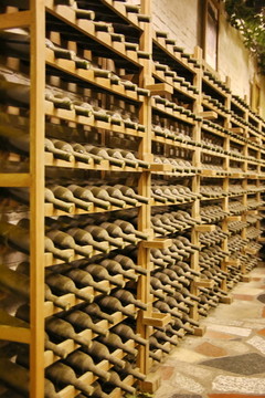 酒窖葡萄酒储藏架