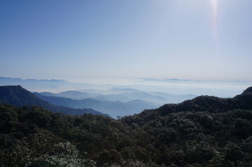 远山云海