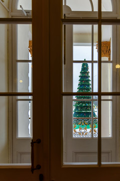 窗外圣诞树
