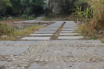 石板路面