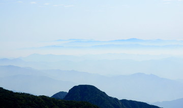 远山云海