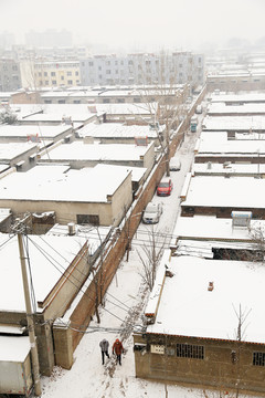 城中村雪景